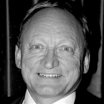 Simon Brown KC - Professional trainer with 25 years experience