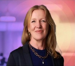 Ruth Colling - Professional trainer with 30 years experience