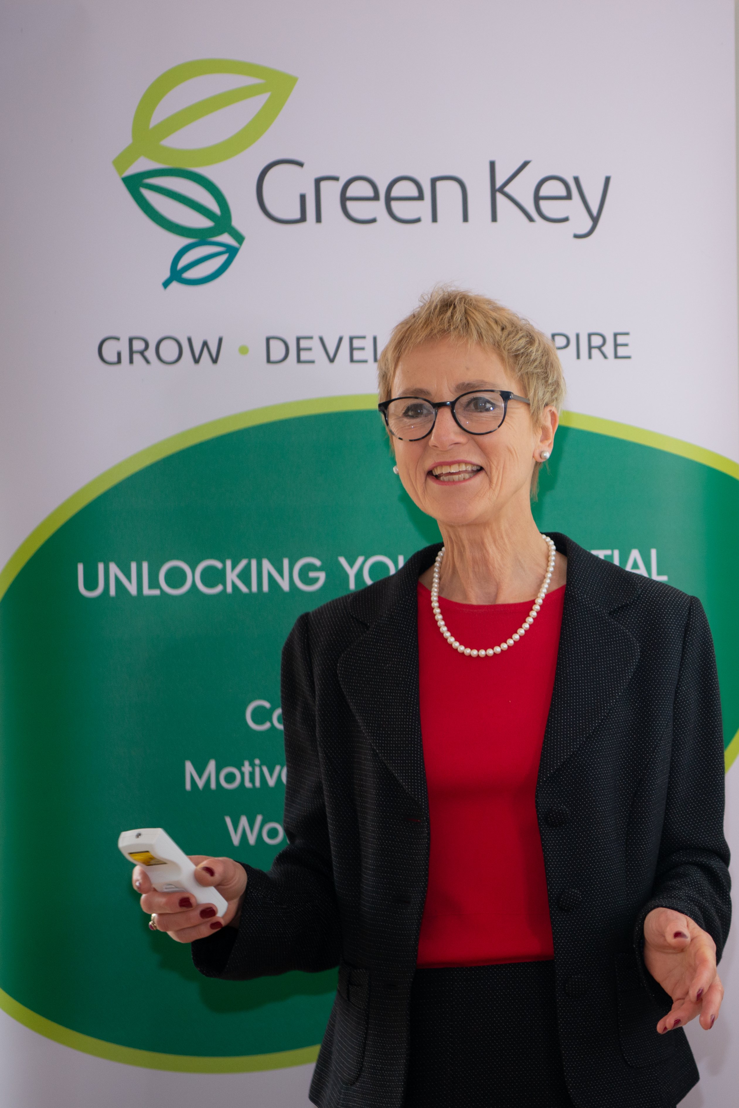 Rachel Shackleton - Professional trainer with 41 years experience