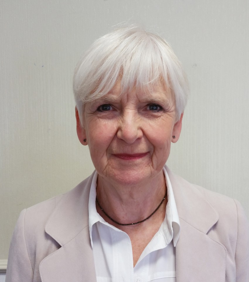 Jill Poet - Professional trainer with 16 years experience