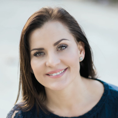 Jenna Jefferies - Professional trainer with 7 years experience