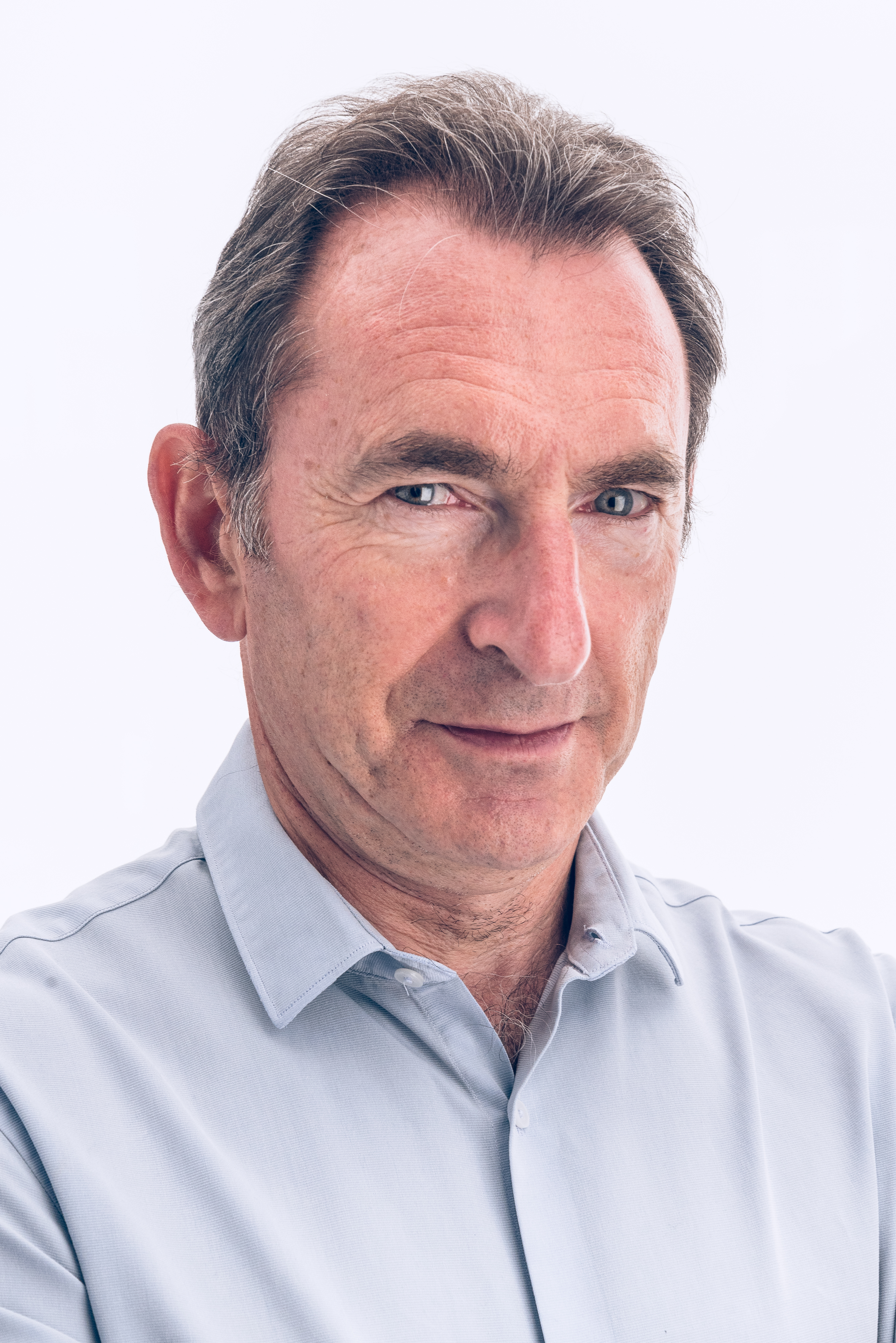 Stephen Clapham - Professional trainer with 8 years experience