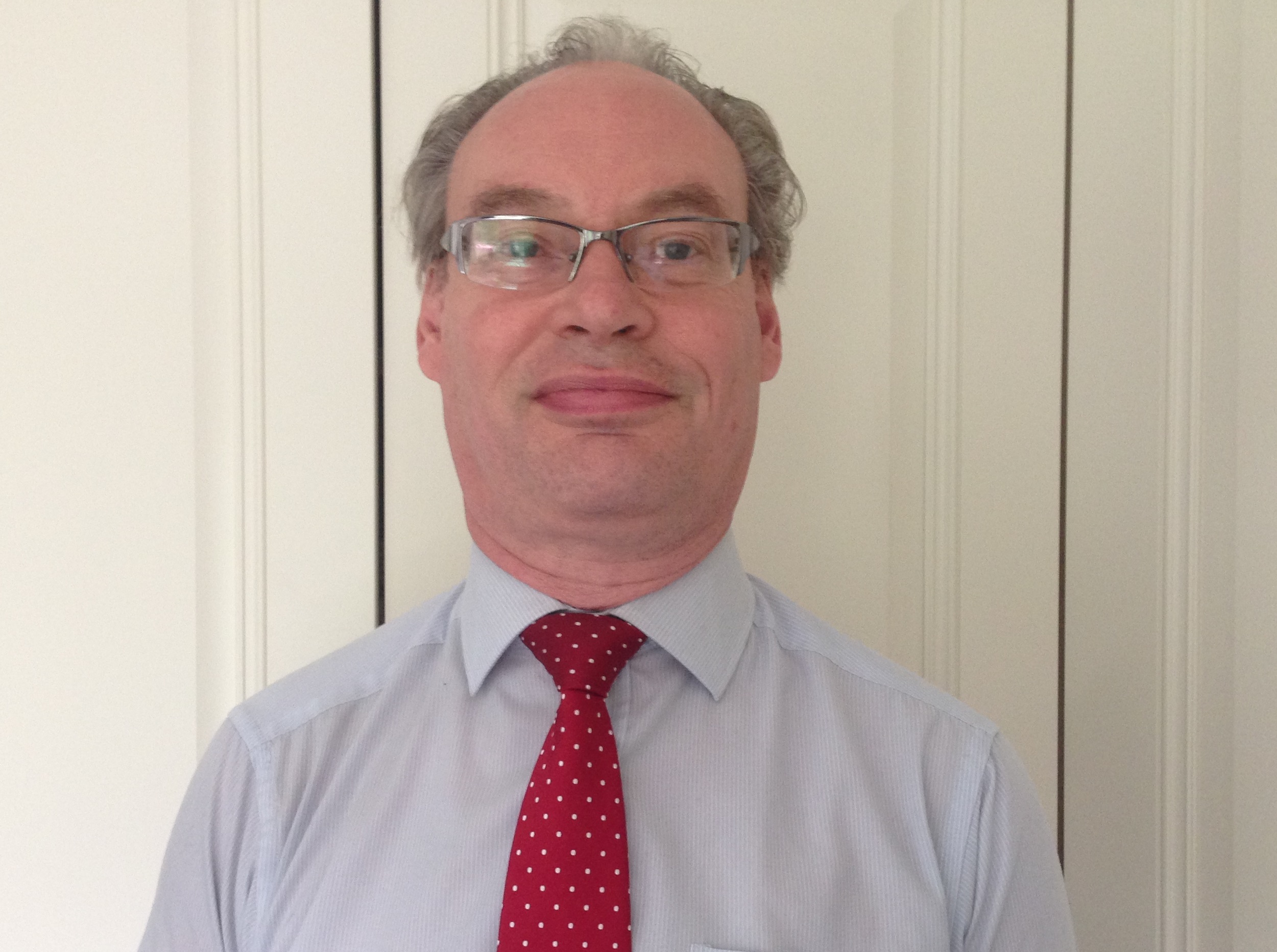 Paul Meadows - Professional trainer with 25 years experience