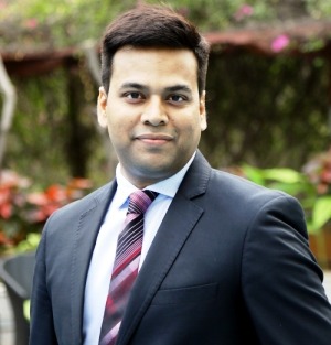 Amit Prakash - Professional trainer with 18 years experience