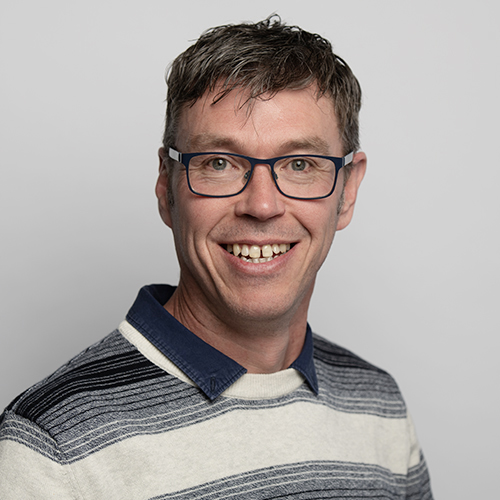 Andrew Ball - Professional trainer with 23 years experience