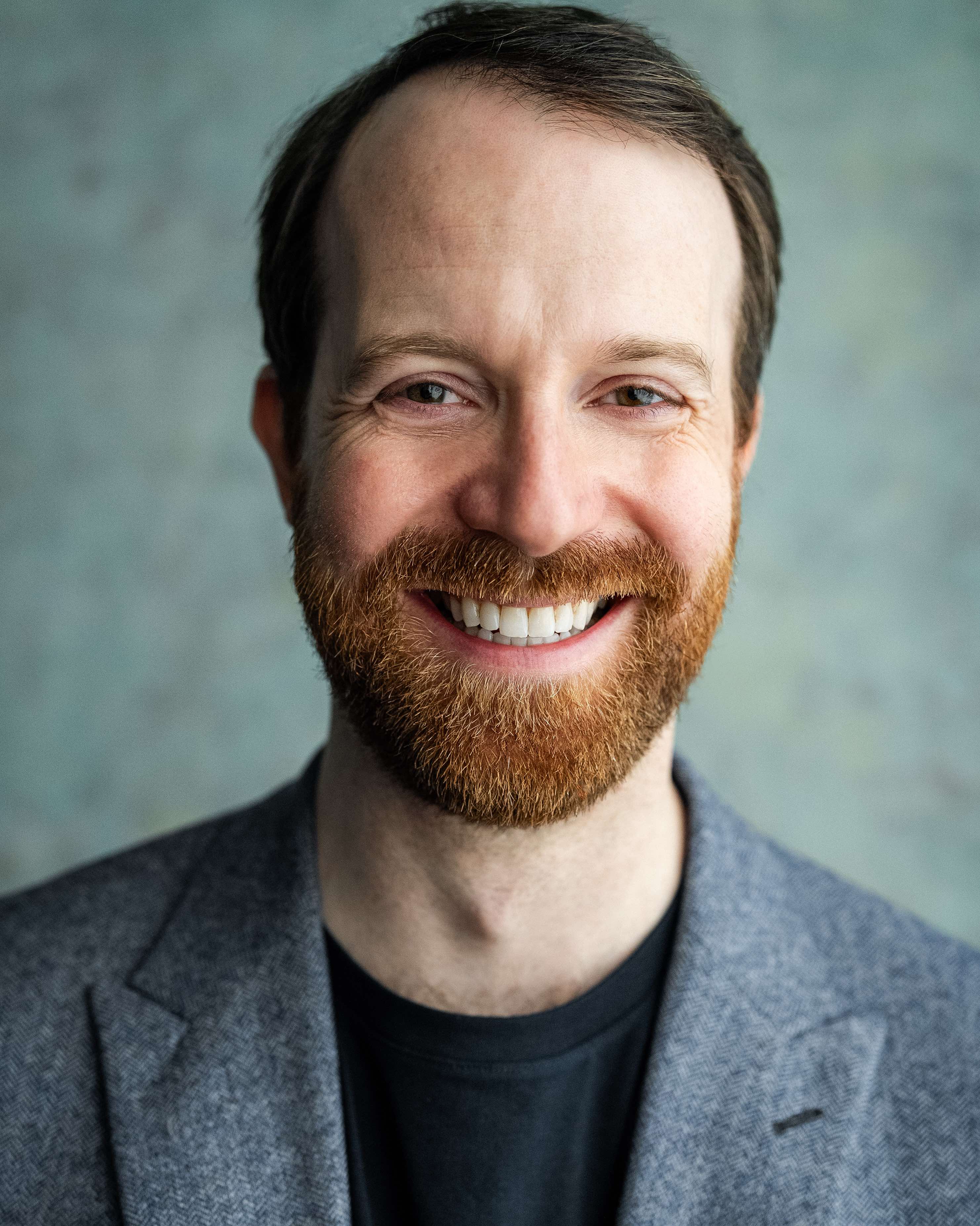 Dr Alexander McWilliam - Professional trainer with 18 years experience