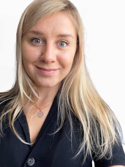 Kseniya Mandryk - Professional trainer with 9 years experience