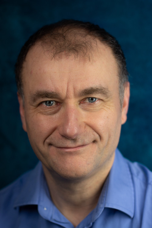 Phil Woodford - Professional trainer with 23 years experience