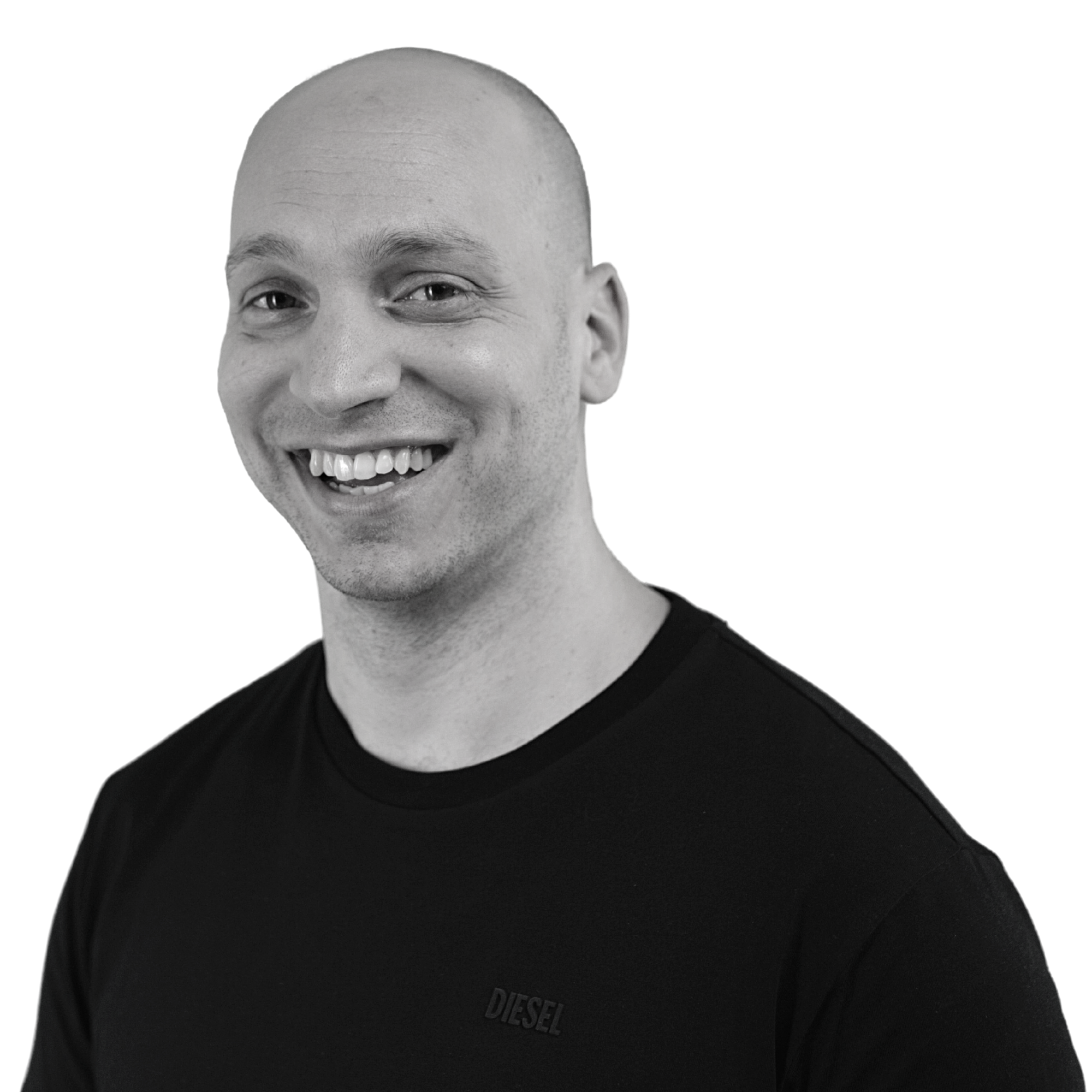 Taz Constantinou - Professional trainer with 14 years experience